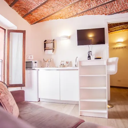 Arco Della Pace Mono 2Pax - Wifi- Full Opt Appartement